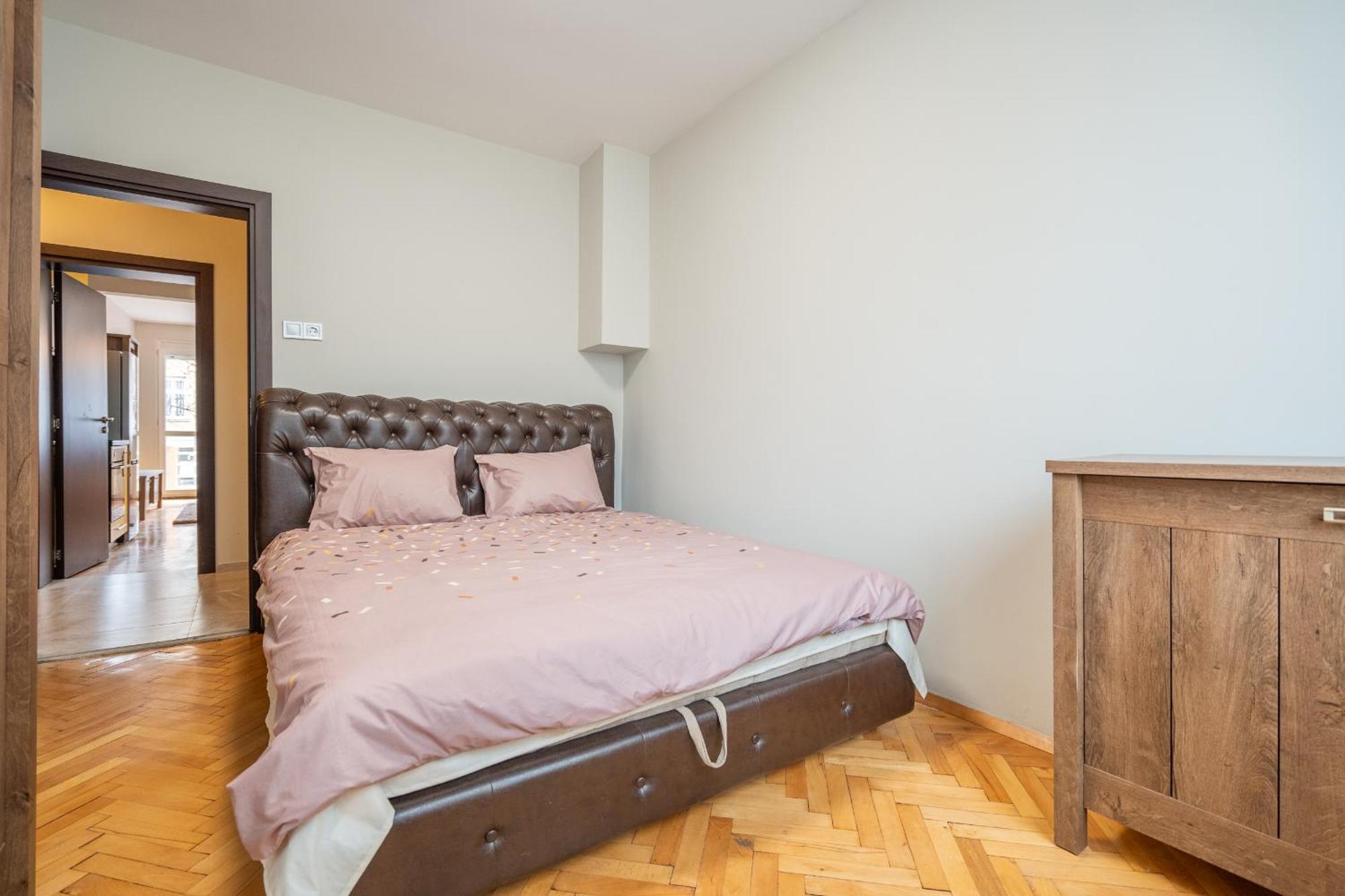Pirotska 2-Bedroom 100M2 Apartment In Sofia Center Exterior foto