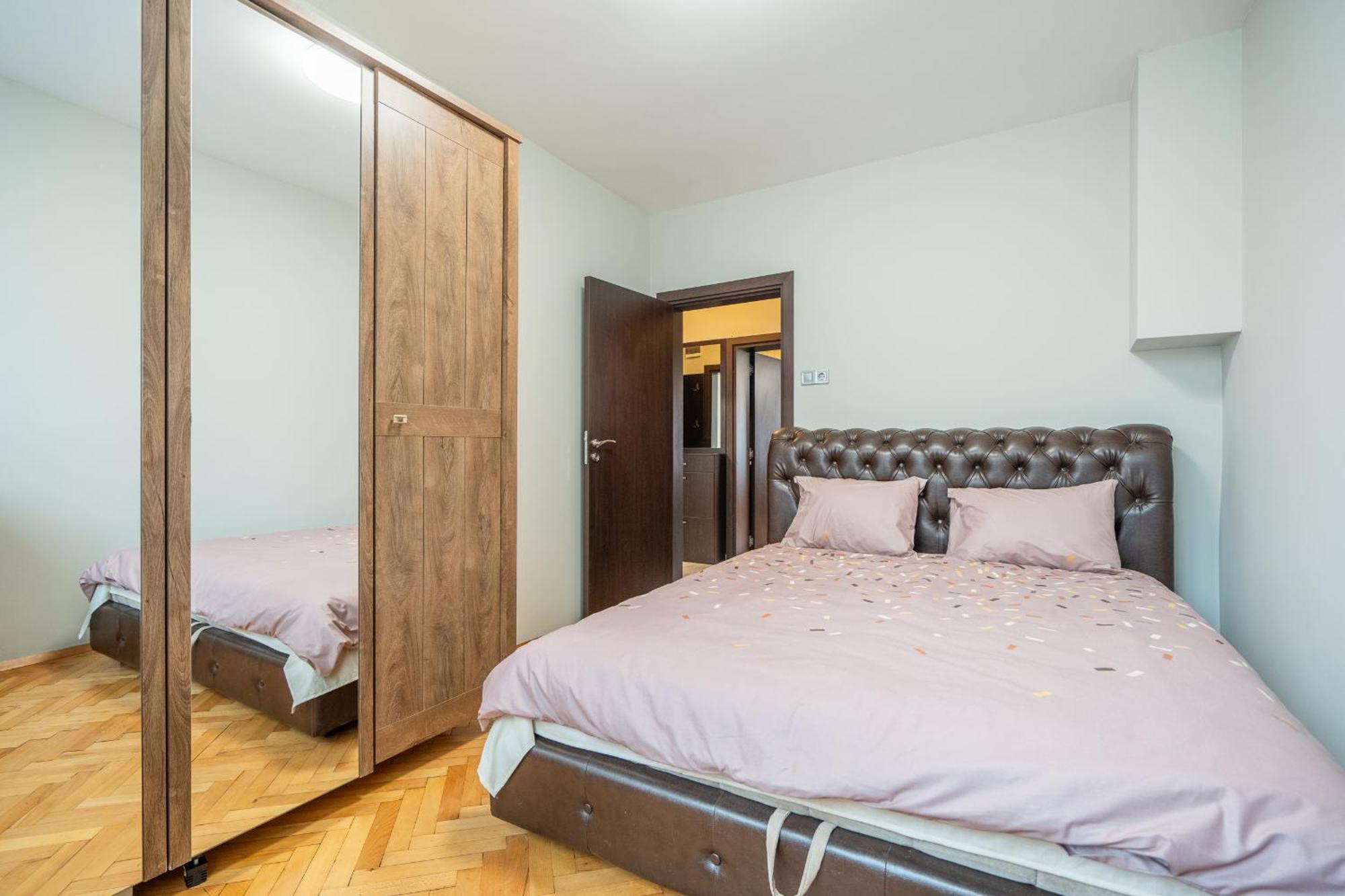 Pirotska 2-Bedroom 100M2 Apartment In Sofia Center Exterior foto
